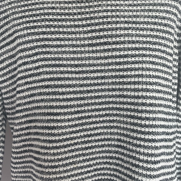 ONLY&SONS BLACK AND WHITE STRIPED LONG SLEEVE PULL - Picture 2 of 4